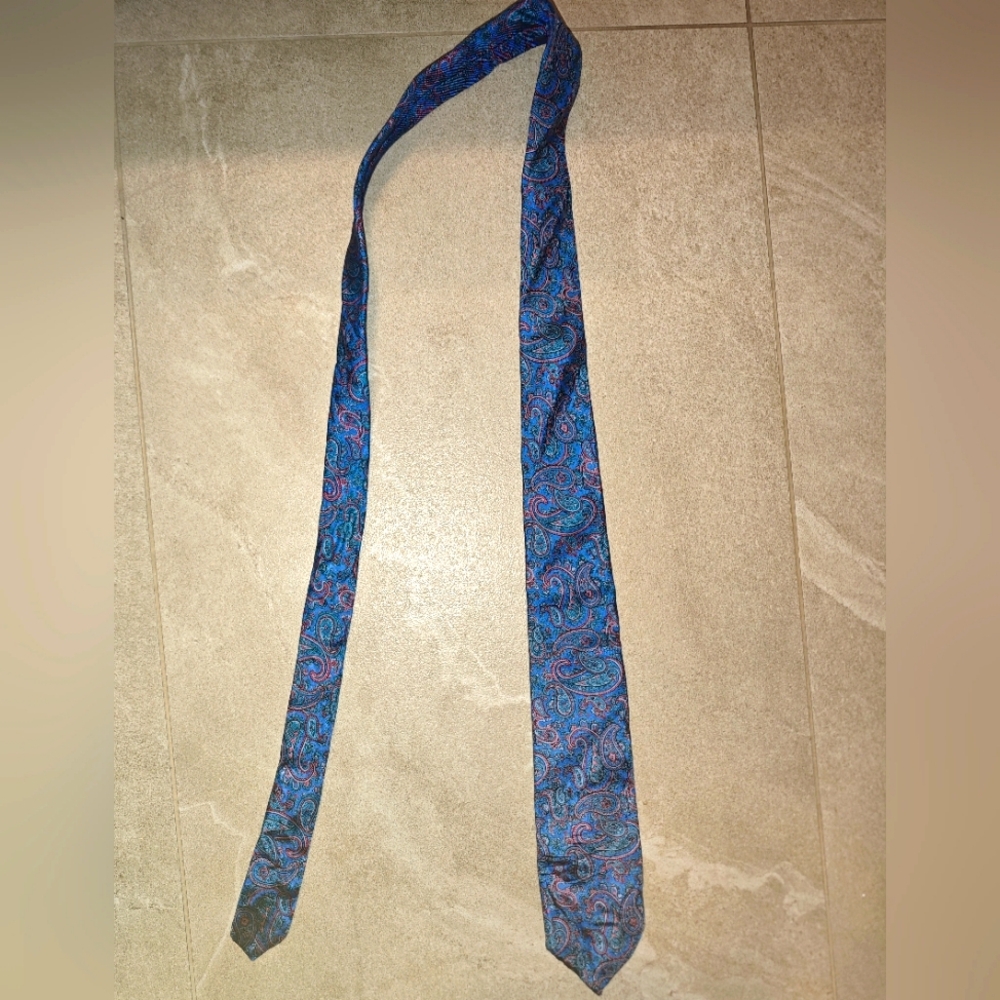 Retro Silk Leo Chevalier - Made in Montreal Paris Rome